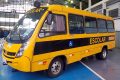 Legislativo participa de entrega de ônibus ao município